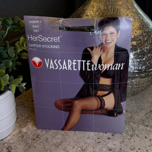 Vassarette Garter Stocking Black Nylon Lace Hosiery Fuller Figure Plus Size 1 - Picture 1 of 4
